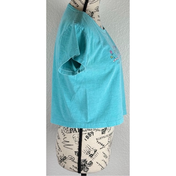 Vintage Womens Anvil Y2K Tag Capitola California Cropped Tee, size Medium - Picture 4 of 9